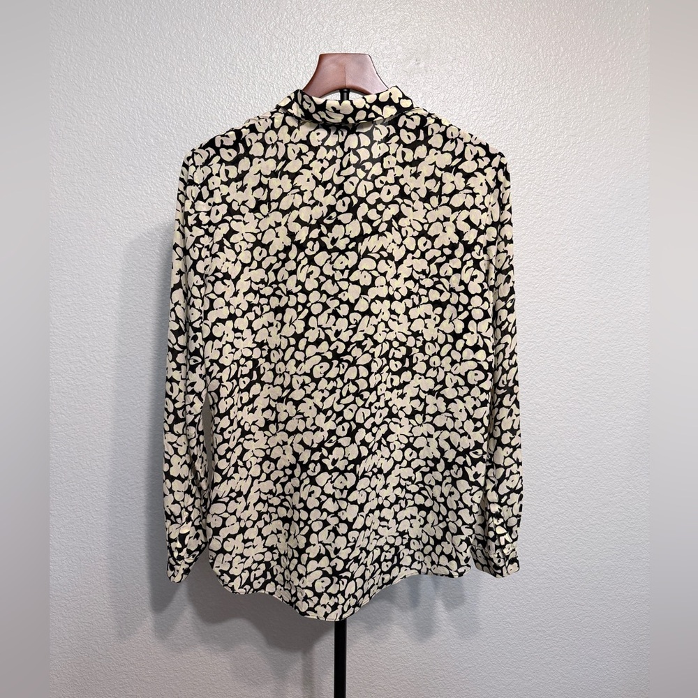 & Other Stories - 100% Mulberry Silk Collared Button Down Blouse - Women’s 2 - Picture 4 of 7
